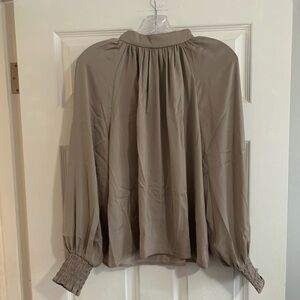 NWT Gap Blouse in Taupe
